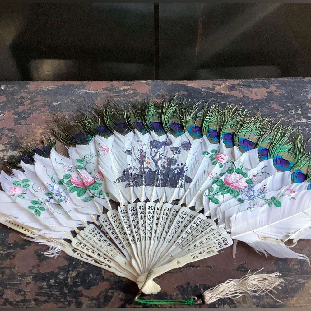 Vintage Hand Painted Peacock Feather Fan Carved Bone Handle